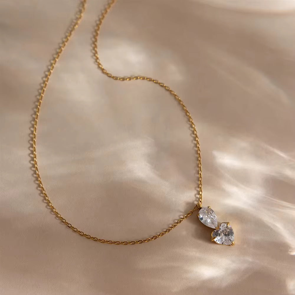 GIOIA Heartdrop pendant necklace