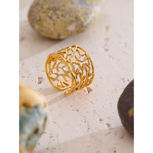 "Lara" Ring
