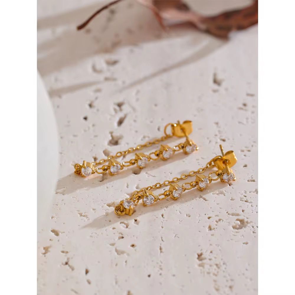 "Kendra" Earring