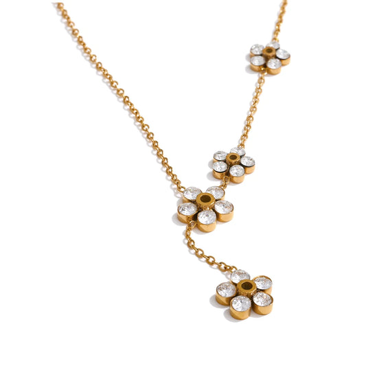 "Pia’ Necklace