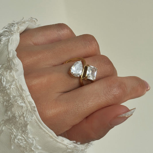 "Ellie" Ring